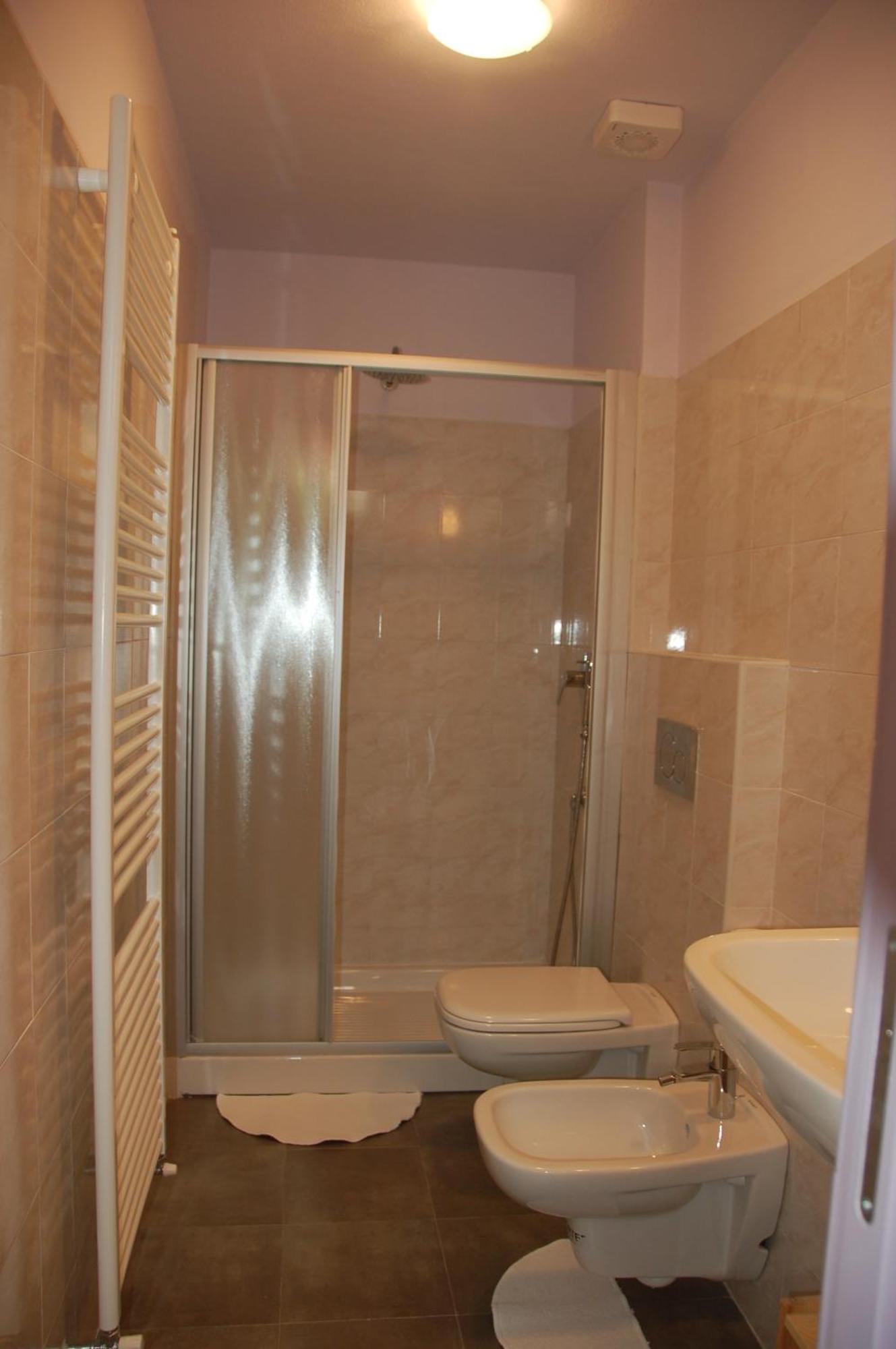 Bed & Breakfast Cherry En Rose Lezzeno