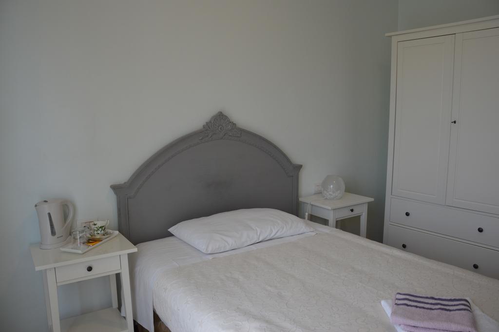 Cherry En Rose Bed & Breakfast *