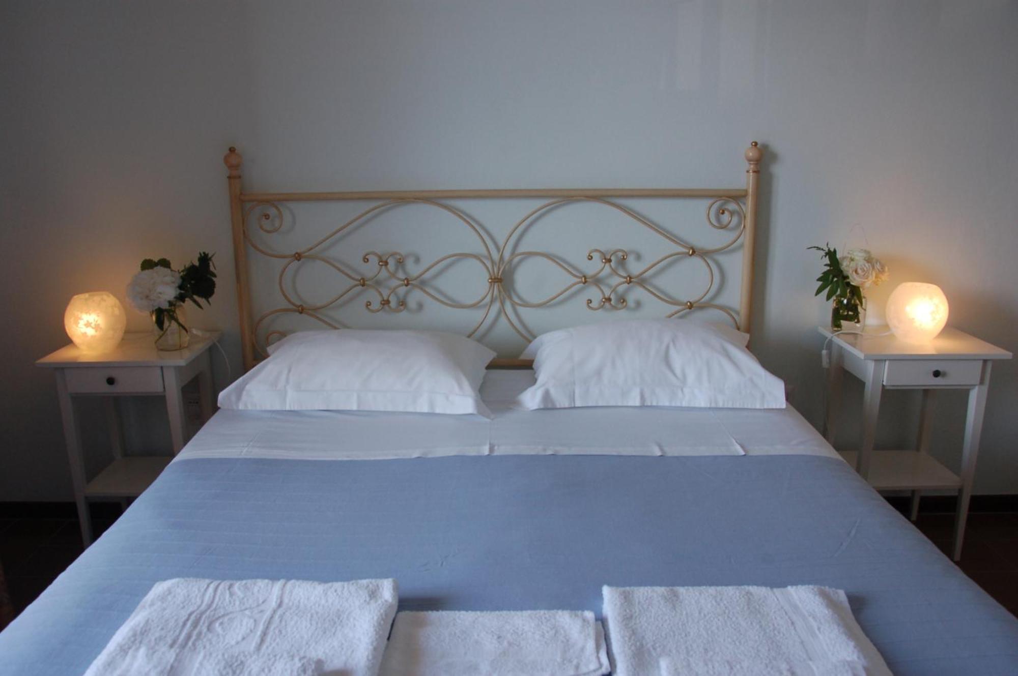 Couette-café Cherry En Rose Lezzeno